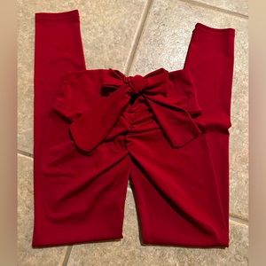Sexy burgundy butt scrunch leggings with bow